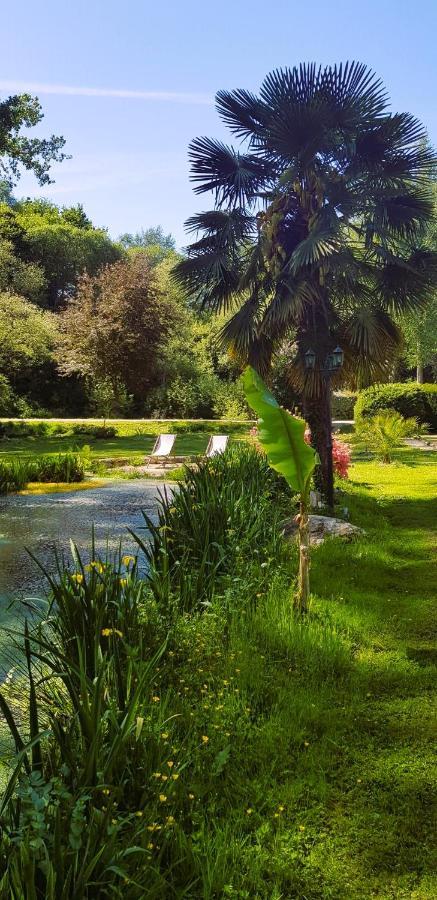 Le Vieux Moulin Gites - A Charming Stone Cottage With Garden View And Seasonal Pool Guégon Zewnętrze zdjęcie